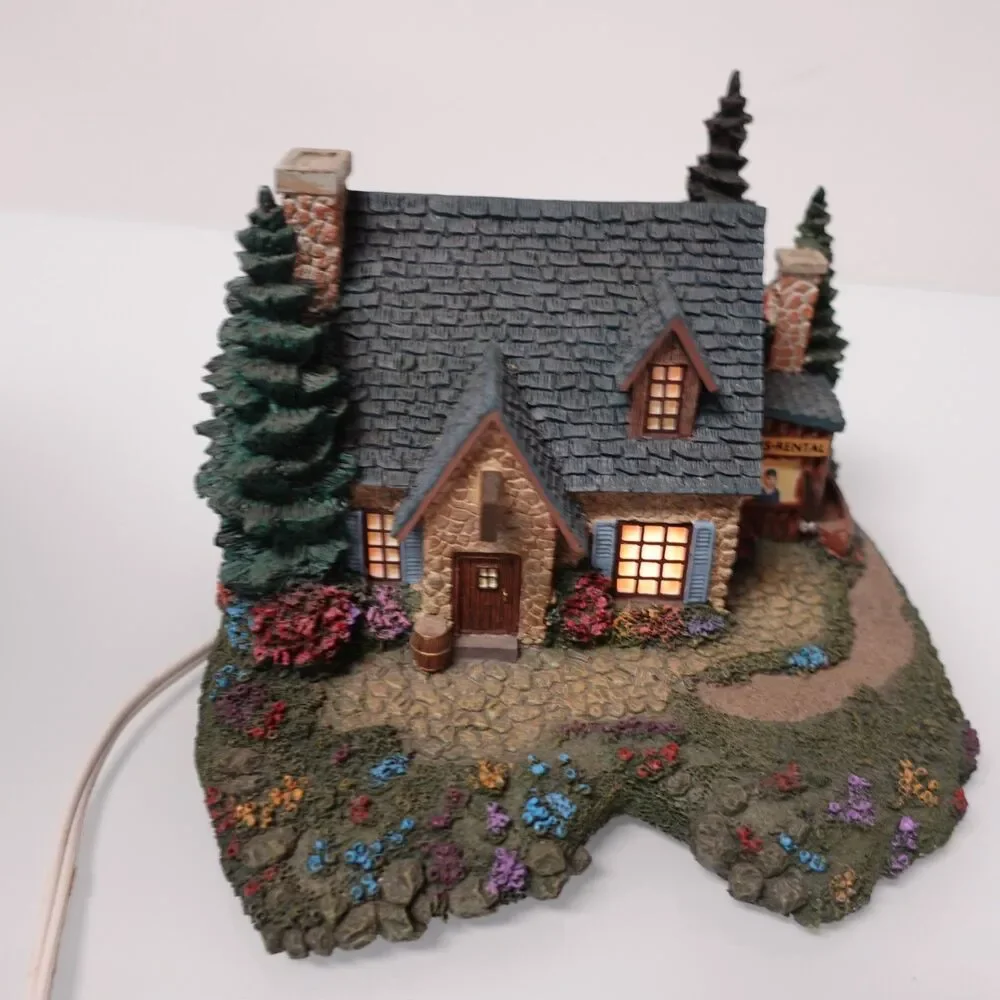 Hawthorne Village Seaside Thomas Kinkade Seaside Trading Post Lighted COA 79632